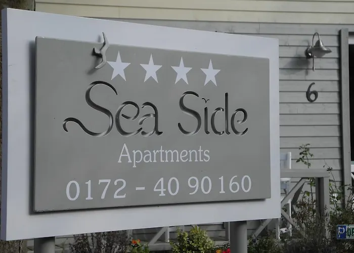 Seaside Apartments - Dreamy Green